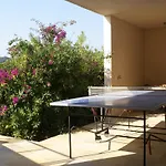 ヴィラ In With Sea Views *